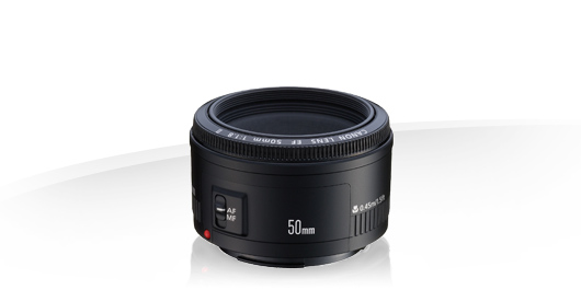 Canon EF 50mm f/1.8 II là một trong những ống kính tiêu chuẩn và telephoto trung bình của Canon Châu Âu. Hãy xem hình ảnh để đánh giá sản phẩm và khám phá tại sao ống kính này được nhiều người yêu thích trong nhiếp ảnh.